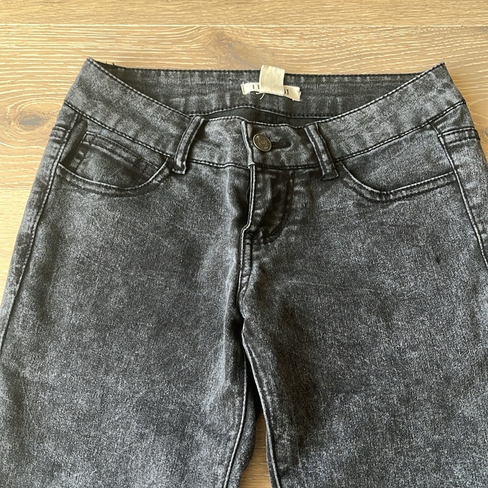 Acid Wash Skinny Jeans